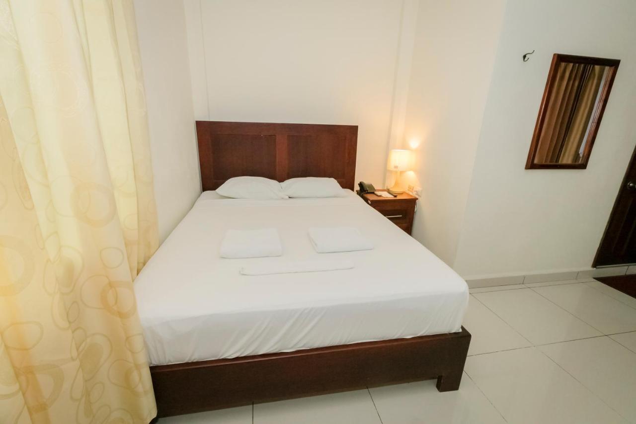 Santa Rosa de Lima Hotel Mediterraneo Inn מראה חיצוני תמונה