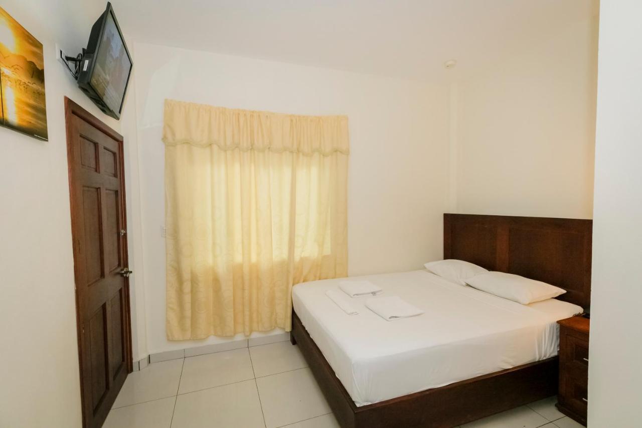 Santa Rosa de Lima Hotel Mediterraneo Inn מראה חיצוני תמונה