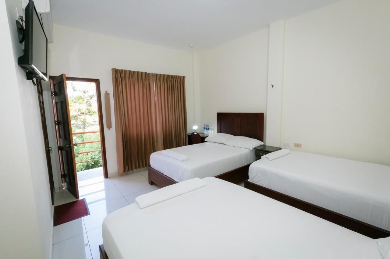 Santa Rosa de Lima Hotel Mediterraneo Inn מראה חיצוני תמונה