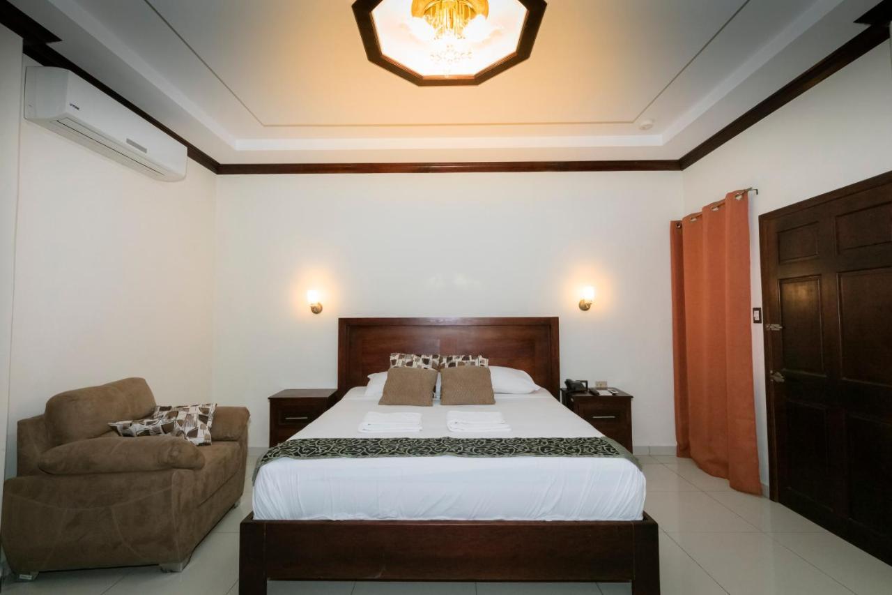 Santa Rosa de Lima Hotel Mediterraneo Inn מראה חיצוני תמונה