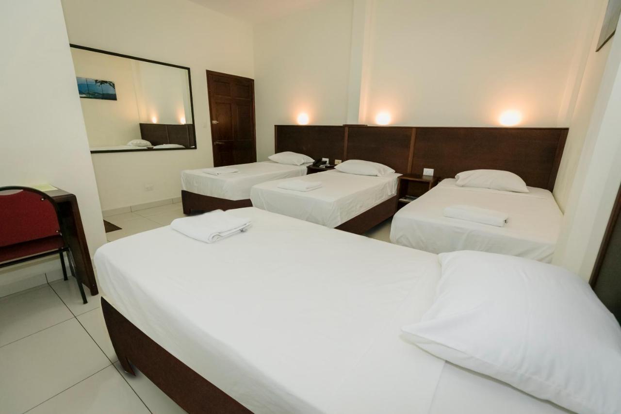 Santa Rosa de Lima Hotel Mediterraneo Inn מראה חיצוני תמונה