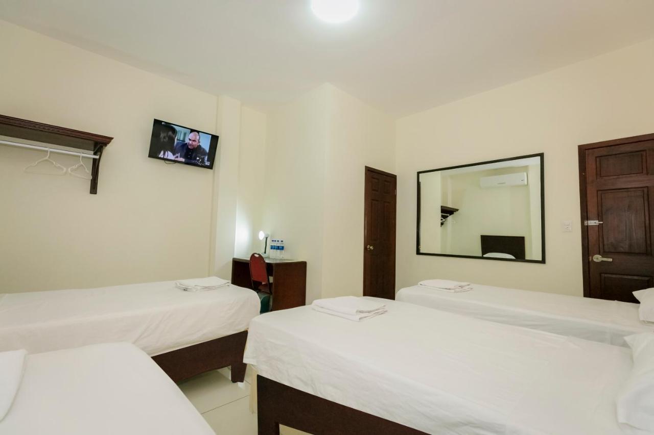Santa Rosa de Lima Hotel Mediterraneo Inn מראה חיצוני תמונה