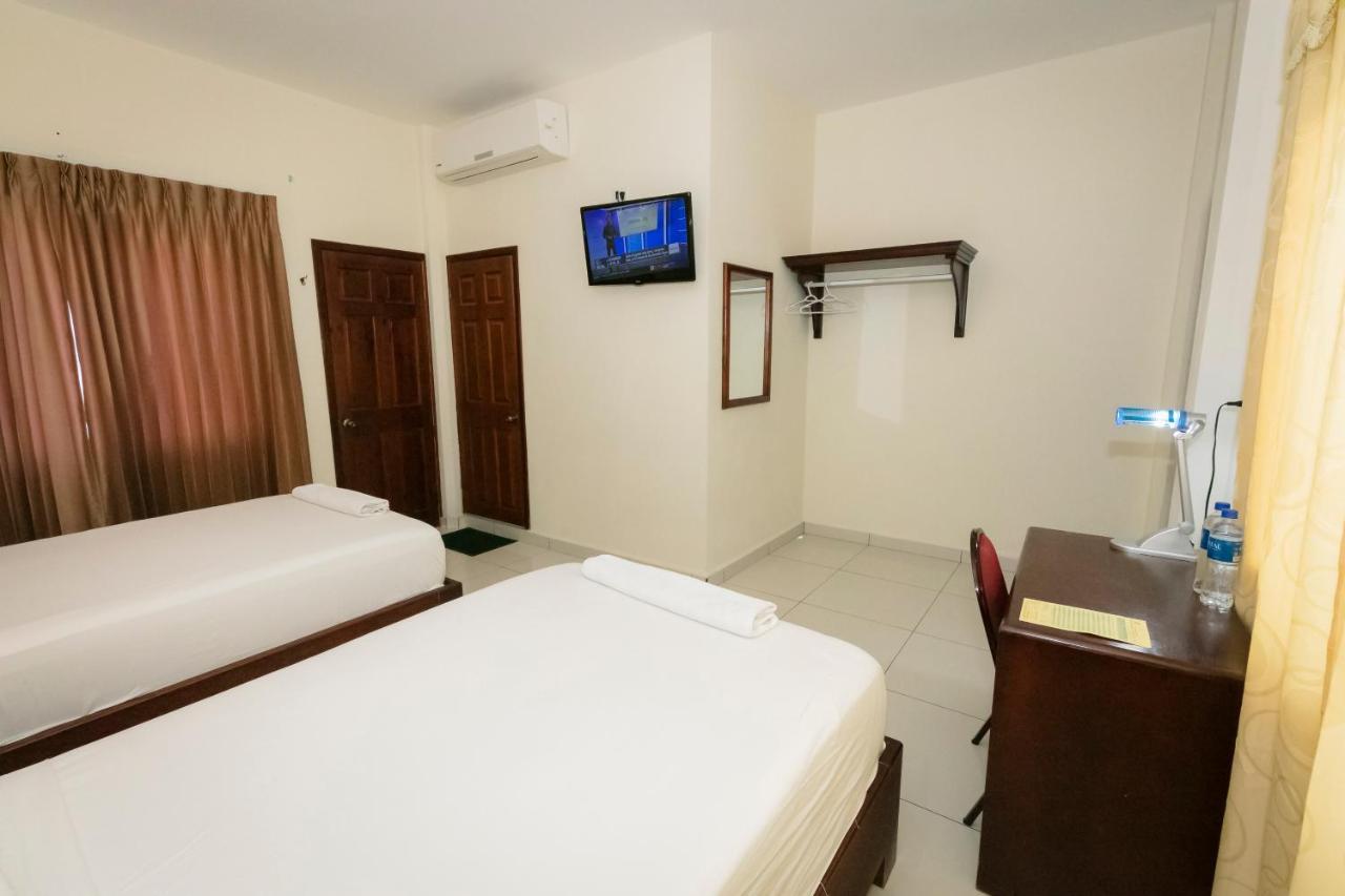 Santa Rosa de Lima Hotel Mediterraneo Inn מראה חיצוני תמונה