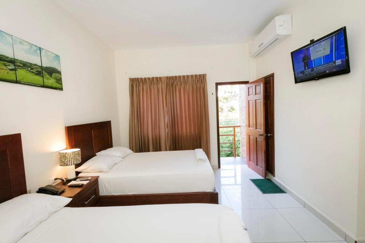 Santa Rosa de Lima Hotel Mediterraneo Inn מראה חיצוני תמונה